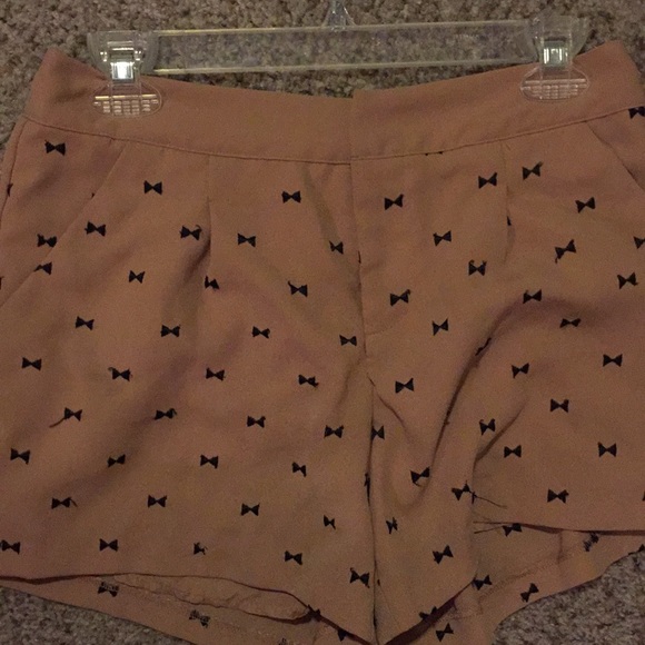 LC Lauren Conrad Pants - LC Lauren Conrad size 4 shorts